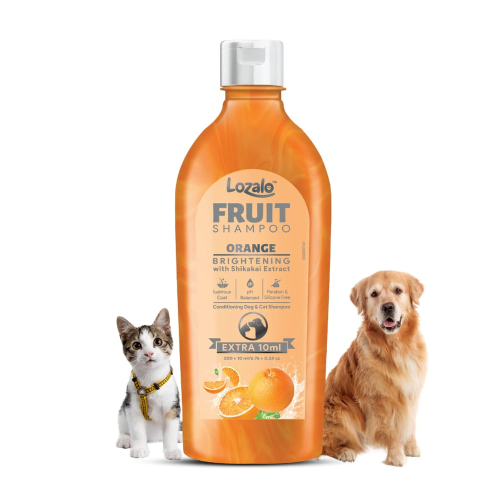 Gentle pet shampoo, safe for sensitive skin and detangles fur.