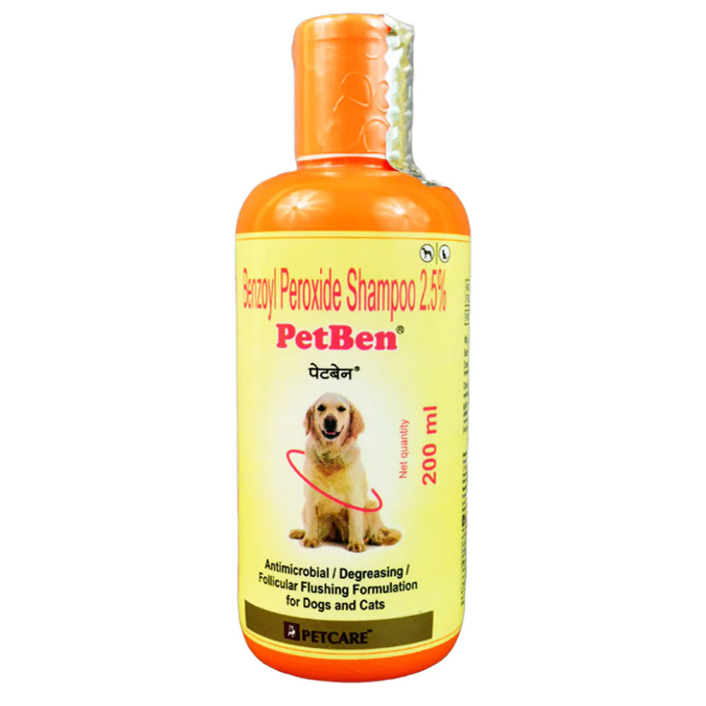 PetBen shampoo bottle for dogs and cats on a white background